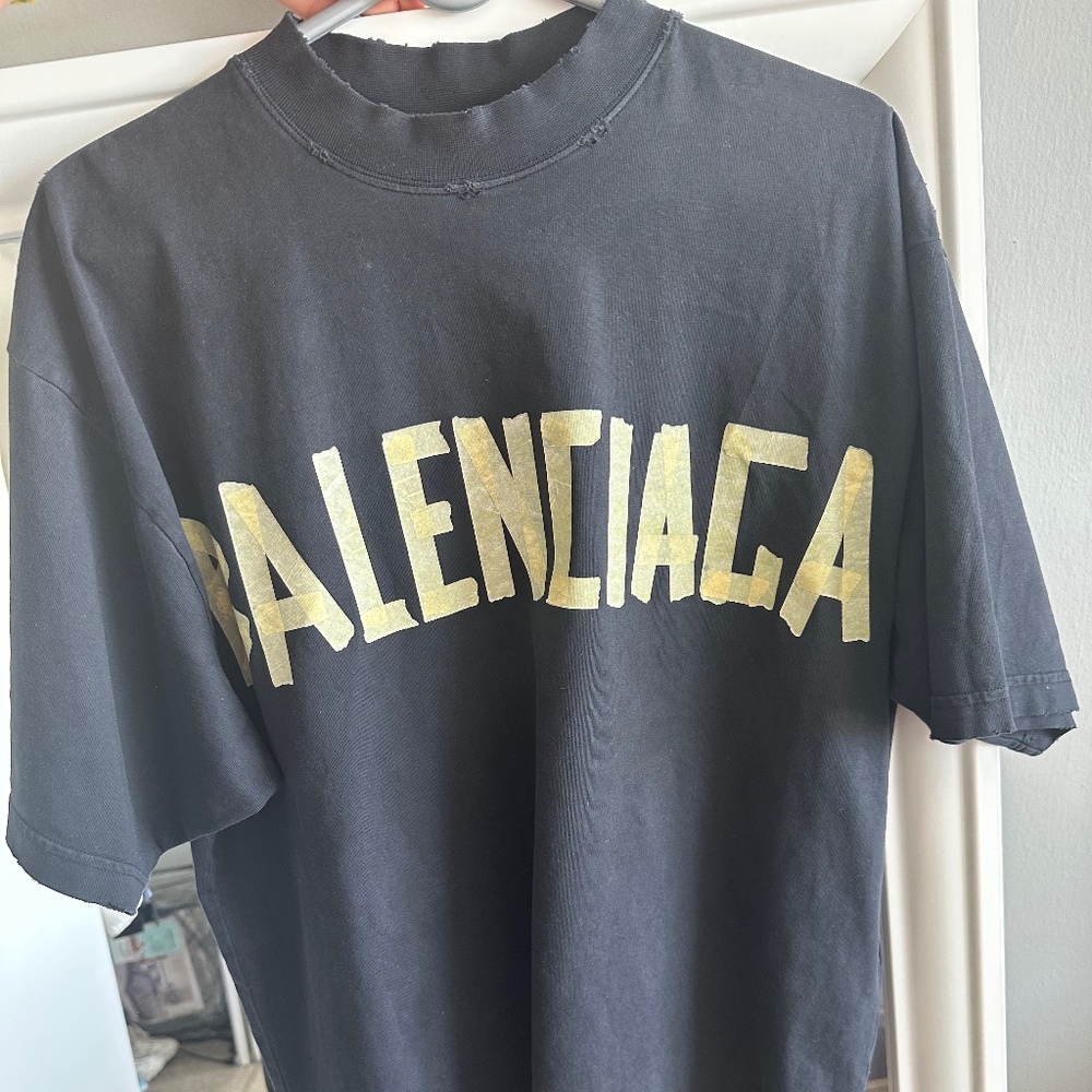 Balenciaga - Tshirt New Collection